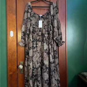 Elegant Long Sleeve Floral Dress